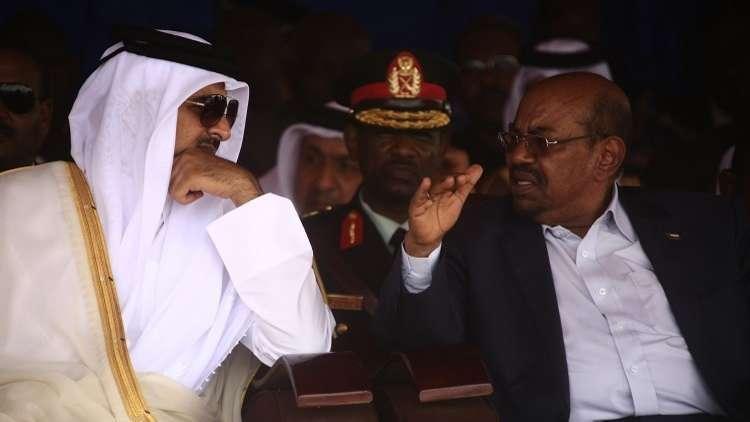 وسائل إعلام قطرية: الرئيس السوداني عمر البشير يصل إلى الدوحة اليوم الثلاثاء